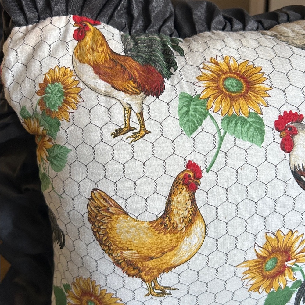 Vintage Farmhouse Chicken Rooster Throw Pillows Sunflowers Cottagecore USA - Picture 5 of 7